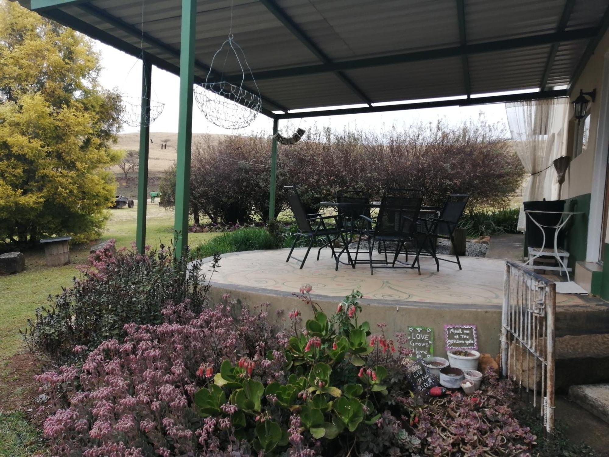 לינה וארוחת בוקר Champagne Valley Bell Park Self Catering מראה חיצוני תמונה