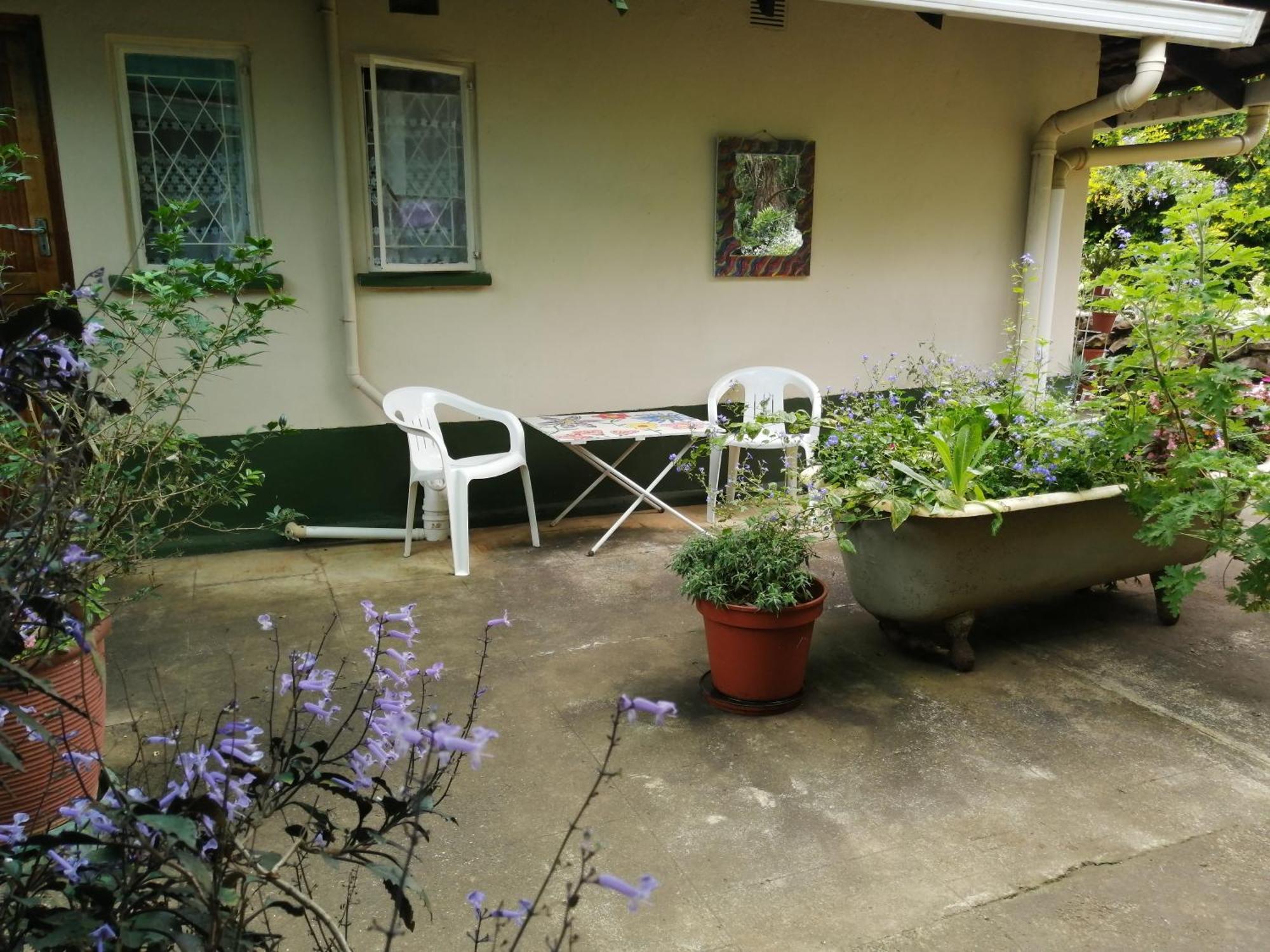 לינה וארוחת בוקר Champagne Valley Bell Park Self Catering מראה חיצוני תמונה