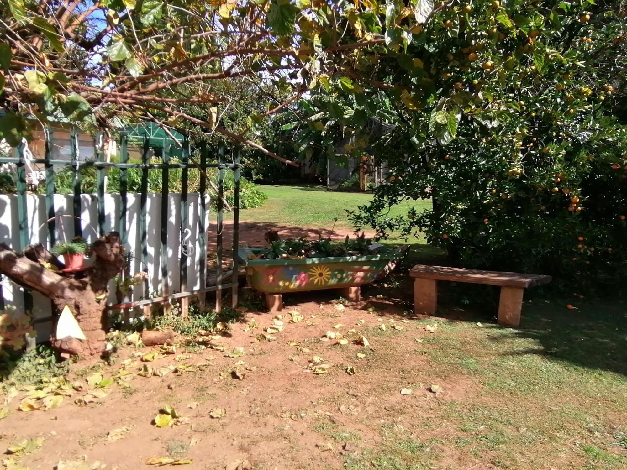 לינה וארוחת בוקר Champagne Valley Bell Park Self Catering מראה חיצוני תמונה