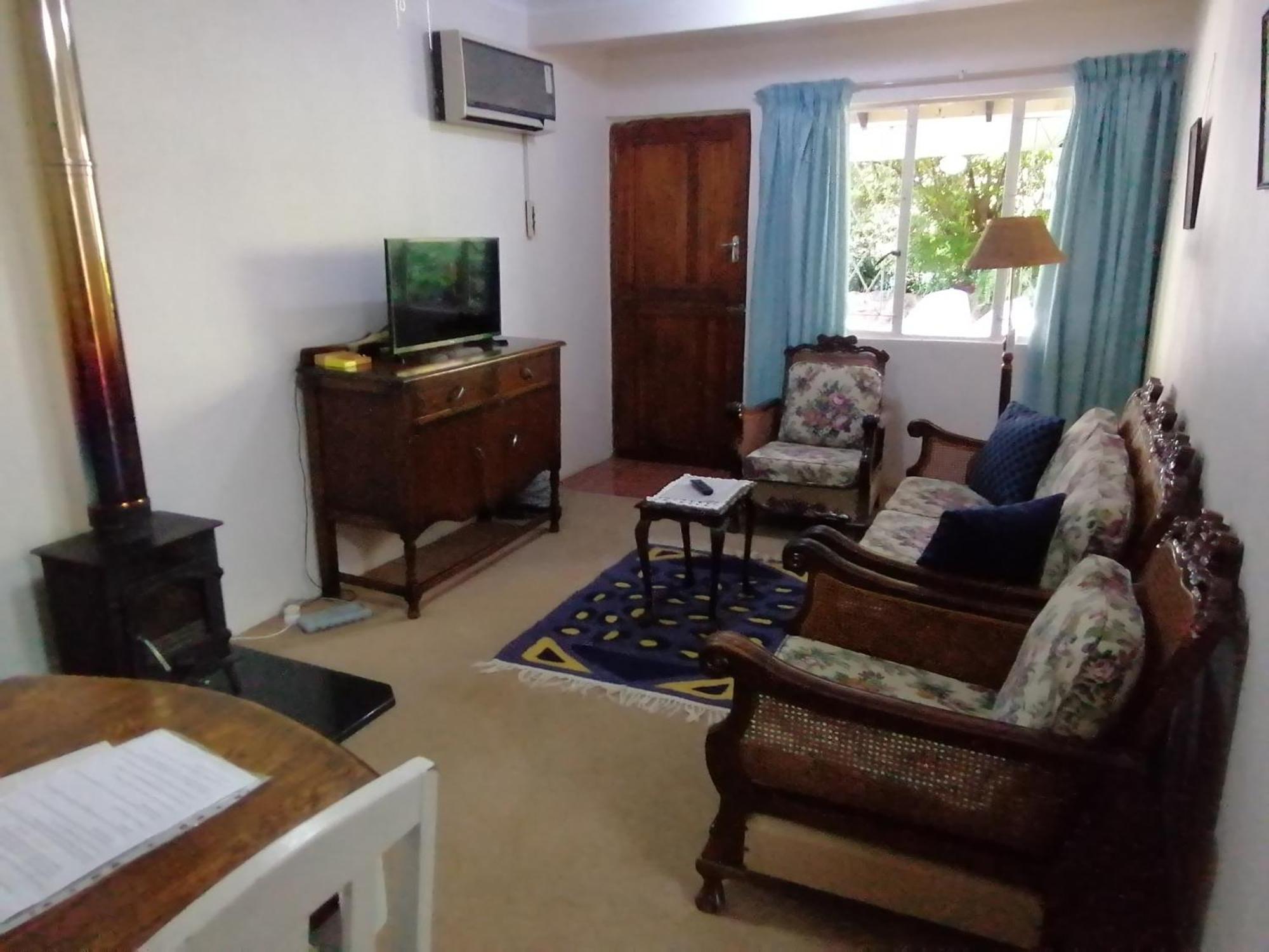 לינה וארוחת בוקר Champagne Valley Bell Park Self Catering מראה חיצוני תמונה